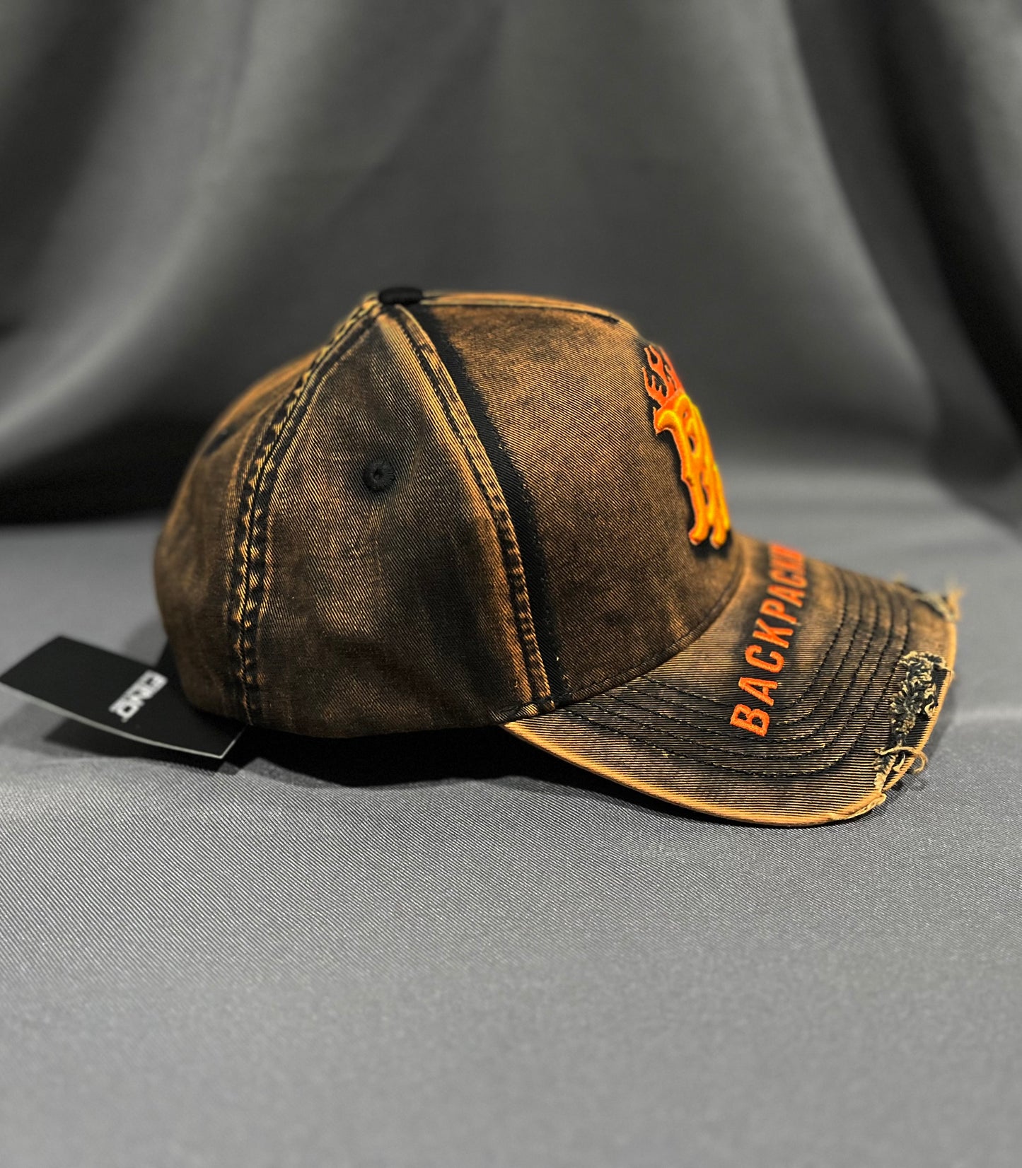 Gorra Gallo fino x Backpackboyz (Edición limitada)